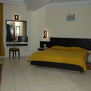 Standard Zimmer mit zwei Einzelbetten
